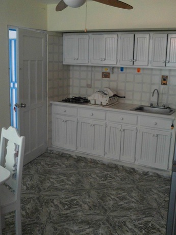 Imagen de la habitación del Hotel Condo Carla. Foto 13