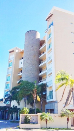 Imagen general del Hotel Condo Carla Marina. Foto 3