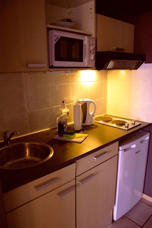 Imagen de la habitación del Hotel Condo Gardens Antwerpen. Foto 7