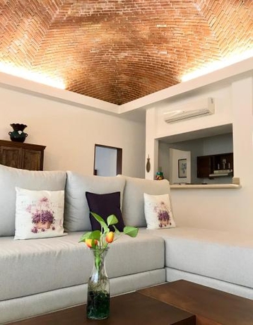 Imagen de la habitación del Hotel Condohotel Fabiola. Foto 9