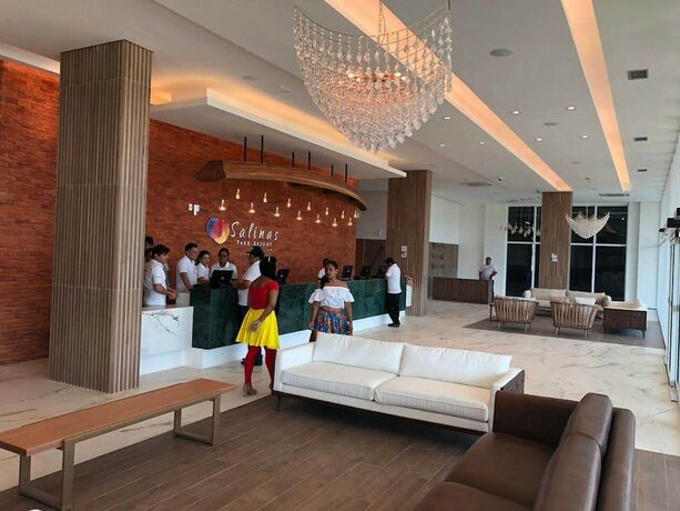 Imagen general del Hotel Condom&iacute;nio Salinas Park Resort. Foto 3