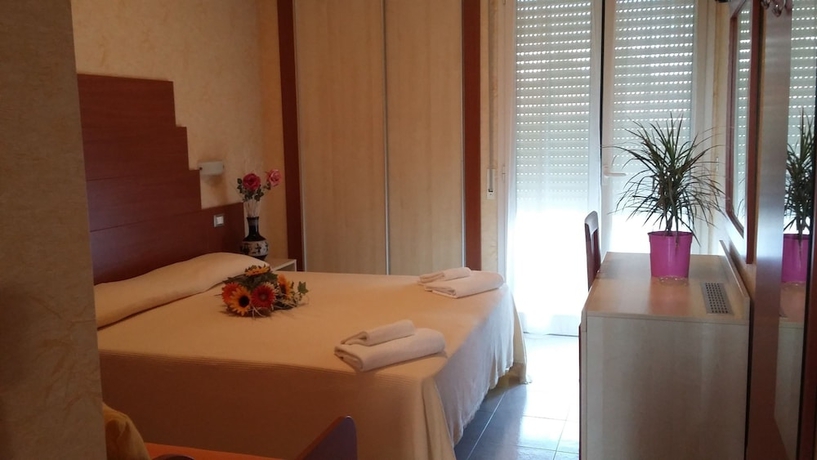 Imagen de la habitación del Hotel Condor, Cervia. Foto 14