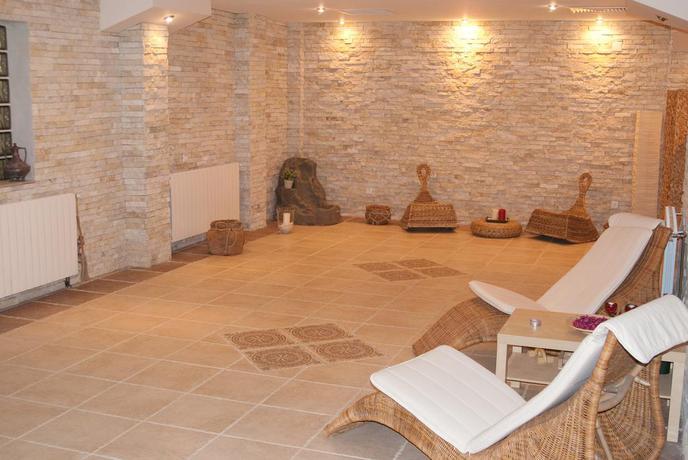 Imagen general del Hotel Condor, Drobeta-Turnu Severin. Foto 9