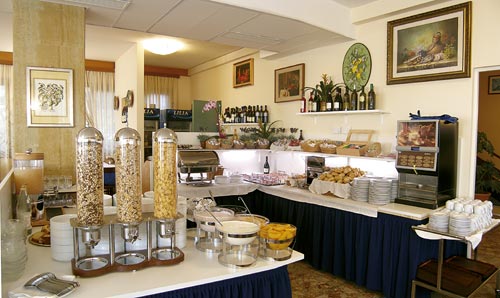 Imagen del bar/restaurante del Hotel Condor, Lido Di Jesolo. Foto 3