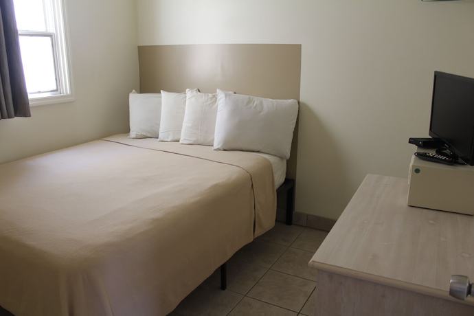 Imagen de la habitación del Hotel Condor Motel. Foto 4