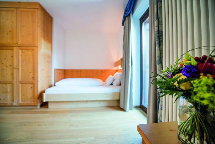 Imagen de la habitación del Hotel Condor, Pinei. Foto 15