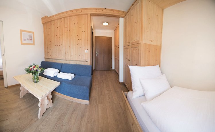 Imagen de la habitación del Hotel Condor, Pinei. Foto 18