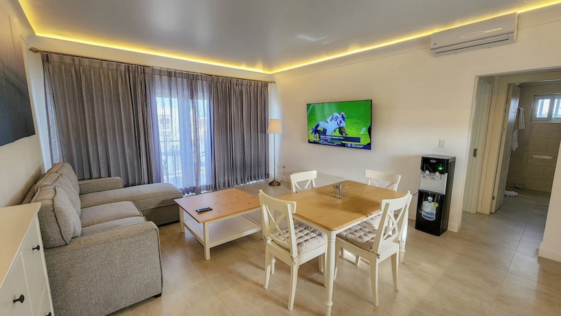 Imagen general del Hotel Condos Esmeralda At Sosua Ocean Village. Foto 1