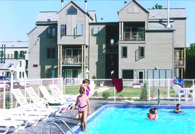 Imagen de la piscina del Hotel Condos Vacances Msa Inc.. Foto 18