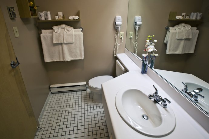 Imagen de la habitación del Hotel Condos and Stoneham. Foto 14