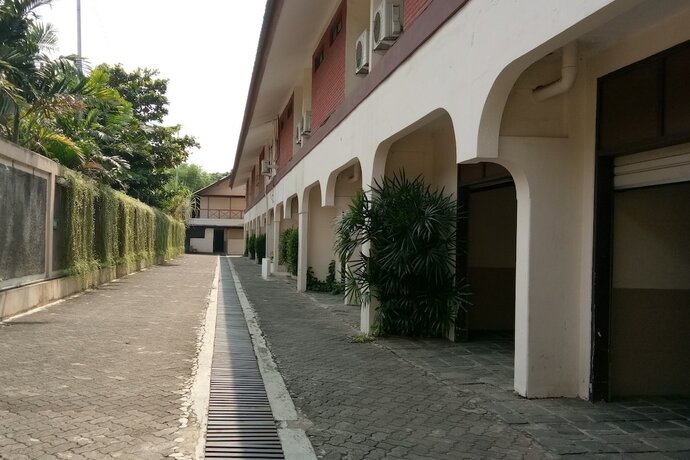Imagen general del Hotel C'one Cempaka Putih Powered By Archipelago. Foto 6