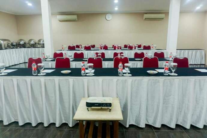 Imagen general del Hotel C'one Cempaka Putih Powered By Archipelago. Foto 11