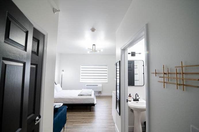 Imagen de los interiores del Hotel Conestoga Quarters. Foto 12