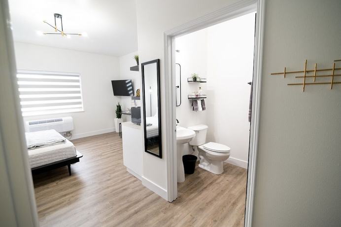 Imagen de la habitación del Hotel Conestoga Quarters. Foto 9