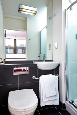 Imagen de la habitación del Hotel Conference Aston. Foto 8