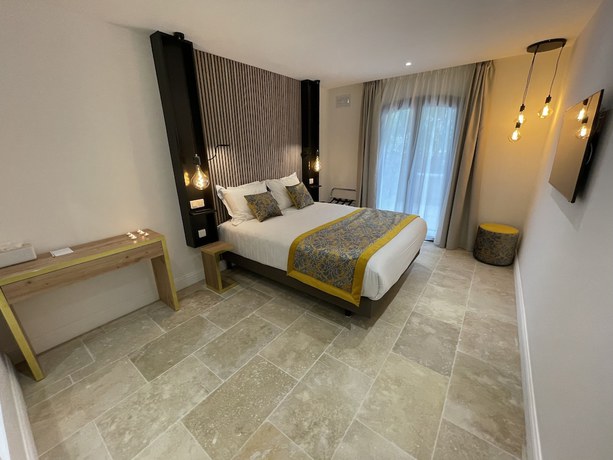 Imagen de la habitación del Hotel Confidentiel hôtel. Foto 5