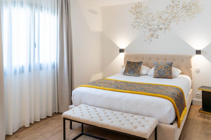 Imagen de la habitación del Hotel Confidentiel hôtel. Foto 11