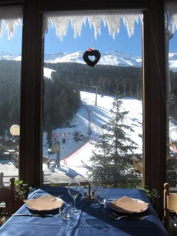 Imagen general del Hotel Confinale. Foto 5