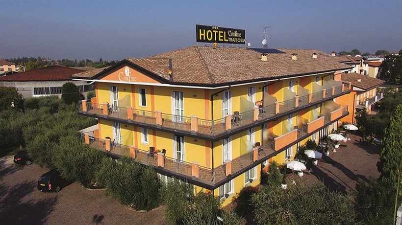 Imagen de los exteriores del Hotel Confine. Foto 7