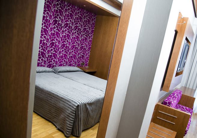 Imagen de la habitación del Hotel Confort Braseros. Foto 3