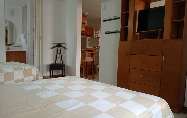 Imagen de la habitación del Hotel Confort Ejecutivo Suites Linda Vista. Foto 18