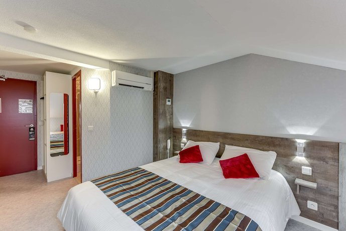 Imagen general del Hotel Confort Hôtel Thouars. Foto 1