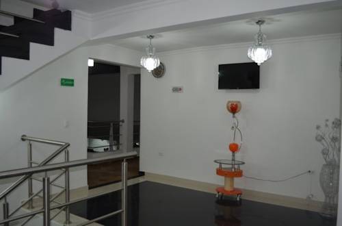 Imagen de la habitación del Hotel Confort Plaza. Foto 2