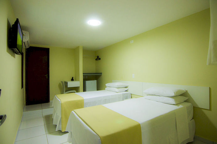 Imagen de los interiores del Hotel Confortel Executive. Foto 16