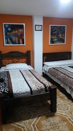 Imagen de la habitación del Hotel Confortel. Foto 12