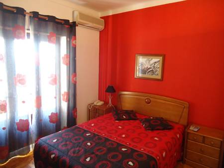 Imagen de la habitación del Hotel Conforto Latino. Foto 10