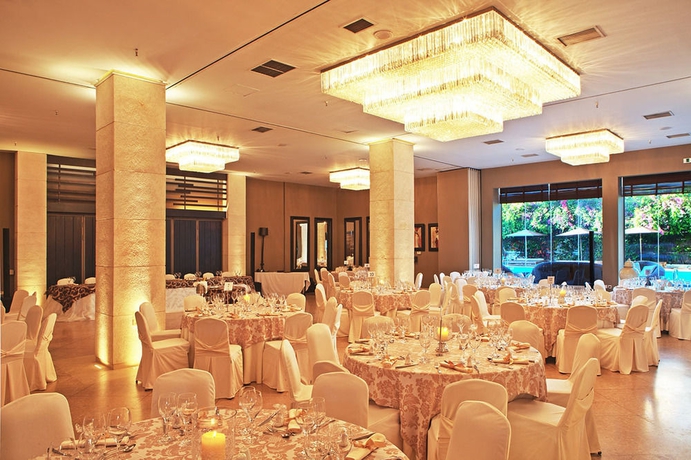 Imagen de los interiores del Hotel Congo Palace. Foto 14