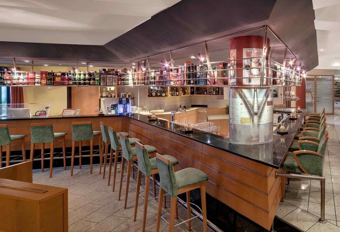 Imagen del bar/restaurante del Hotel Congress Chemnitz. Foto 4