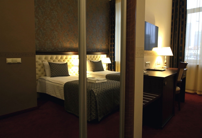 Imagen de la habitación del Hotel Congress. Foto 8