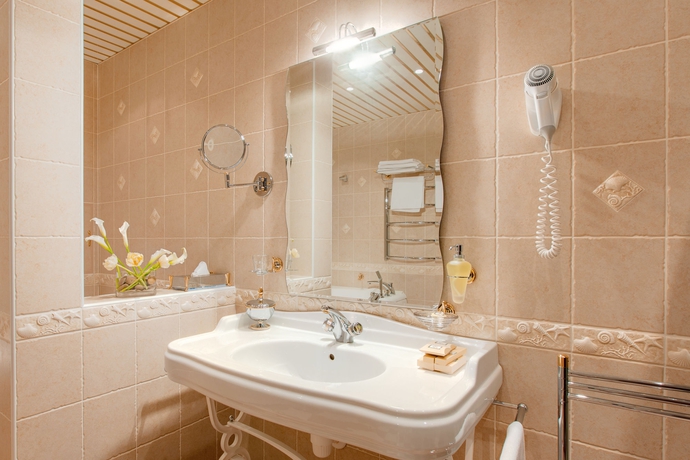 Imagen de la habitación del Hotel Congress Meridian. Foto 4