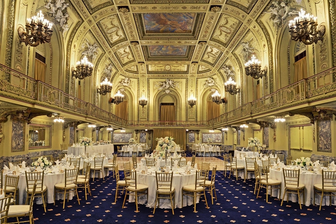 Imagen de los interiores del Hotel Congress Plaza. Foto 7