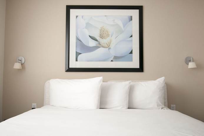 Imagen de la habitación del Hotel Congress Suites at the Strand. Foto 12