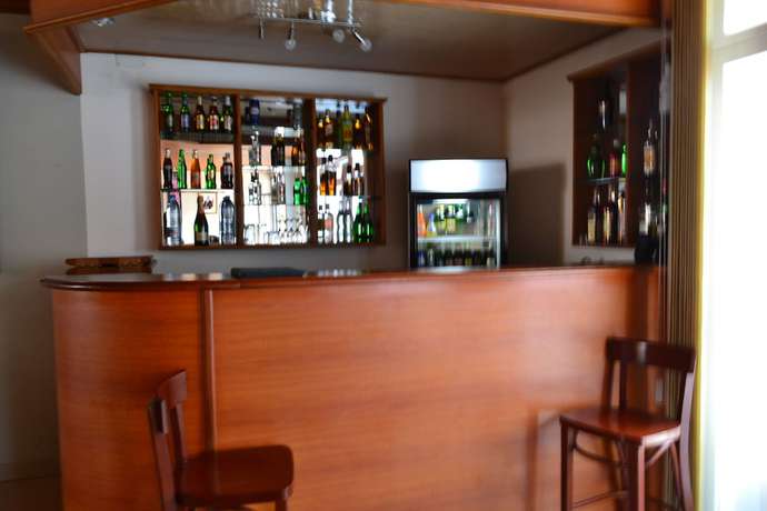 Imagen del bar/restaurante del Hotel Congress, Yaound&eacute;. Foto 4