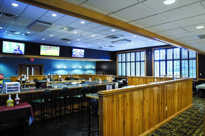 Imagen del bar/restaurante del Hotel Conley Resort Butler. Foto 2