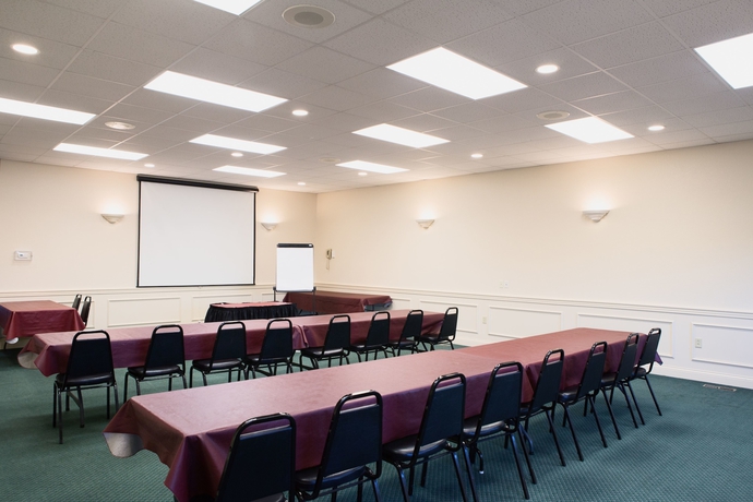 Imagen de los interiores del Hotel Conley Resort Butler. Foto 16