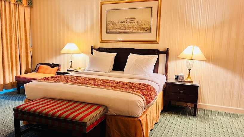 Imagen de la habitación del Hotel Connaught Palace, Dubai. Foto 8