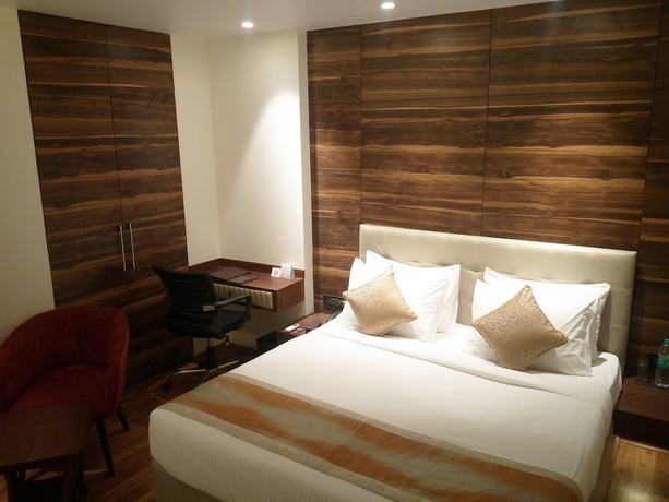 Imagen de la habitación del Hotel Connaught Royale. Foto 7