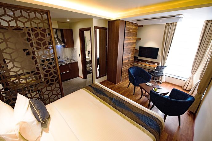 Imagen de la habitación del Hotel Connaught Royale. Foto 10