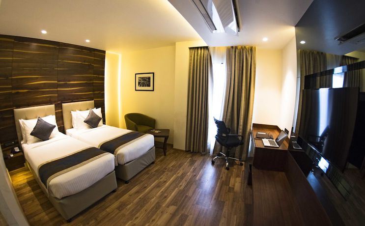 Imagen de la habitación del Hotel Connaught Royale. Foto 19
