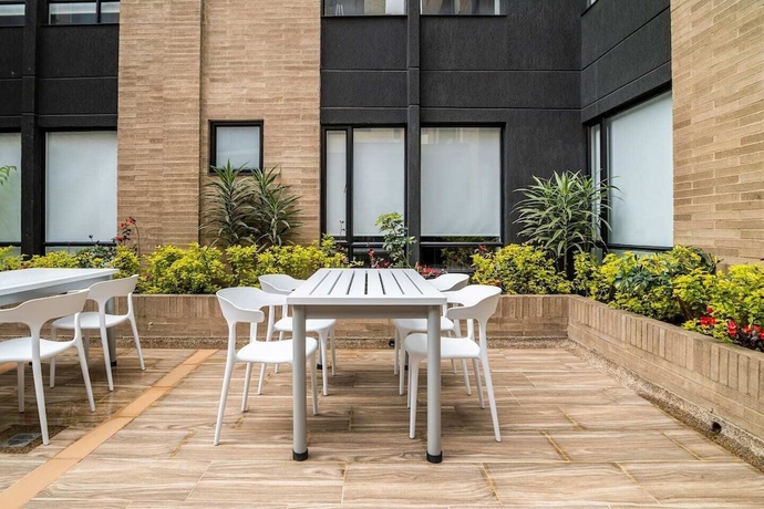 Imagen de la habitación del Hotel Connect Apartaestudios en Bogot&aacute;. Foto 10