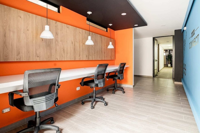 Imagen de los interiores del Hotel Connect Apartaestudios en Bogot&aacute;. Foto 18