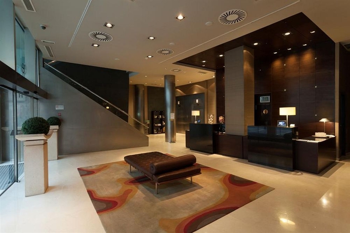 Imagen de los interiores del Hotel Conqueridor. Foto 11