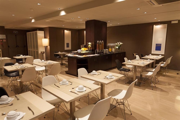 Imagen del bar/restaurante del Hotel Conqueridor. Foto 3