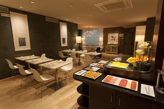 Imagen del bar/restaurante del Hotel Conqueridor. Foto 5