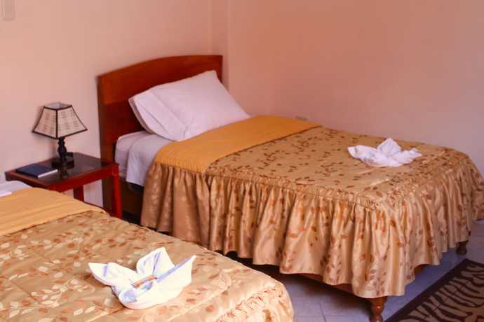 Imagen de la habitación del Hotel Conquistador. Foto 15