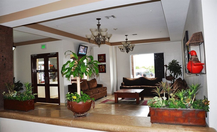 Imagen de los interiores del Hotel Conquistador Inn By Us Consulate. Foto 9